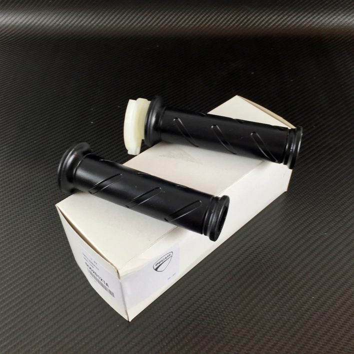 Ducati OE grips 65620121A  1