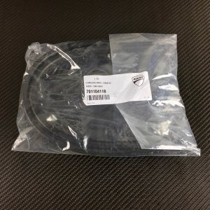 ducati-airbox-tank-rubber-gasket-79110411b-1