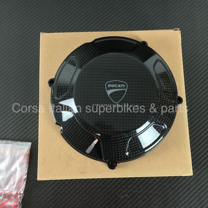 ducati-streetfighter-style-closed-carbon-clutch-cover-969a063aaa