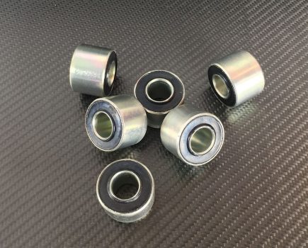 Genuine set (6pcs) of Ducati rubber cush drives / wheel runner bushes. Ducati part-no. 70010591A repl. 70090051A, 70010971A