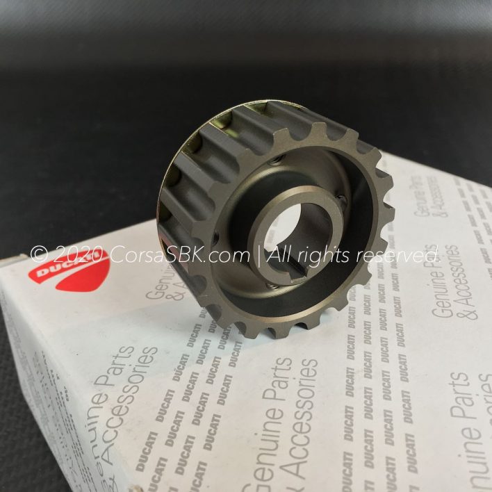 06077-964112AAA_3904